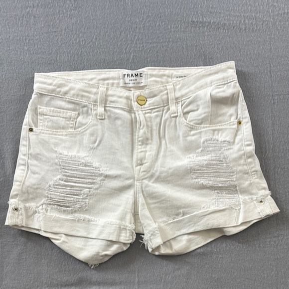 Frame Denim Pants - Frame Denim Women's White Distressed Denim Le Grand Garcon Short Size 25
